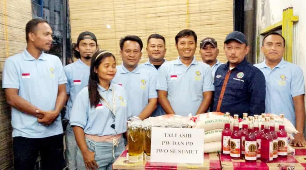 PW IWO Sumut Serahkan Bantuan kepada PD IWO Sibolga yang Terdampak Banjir