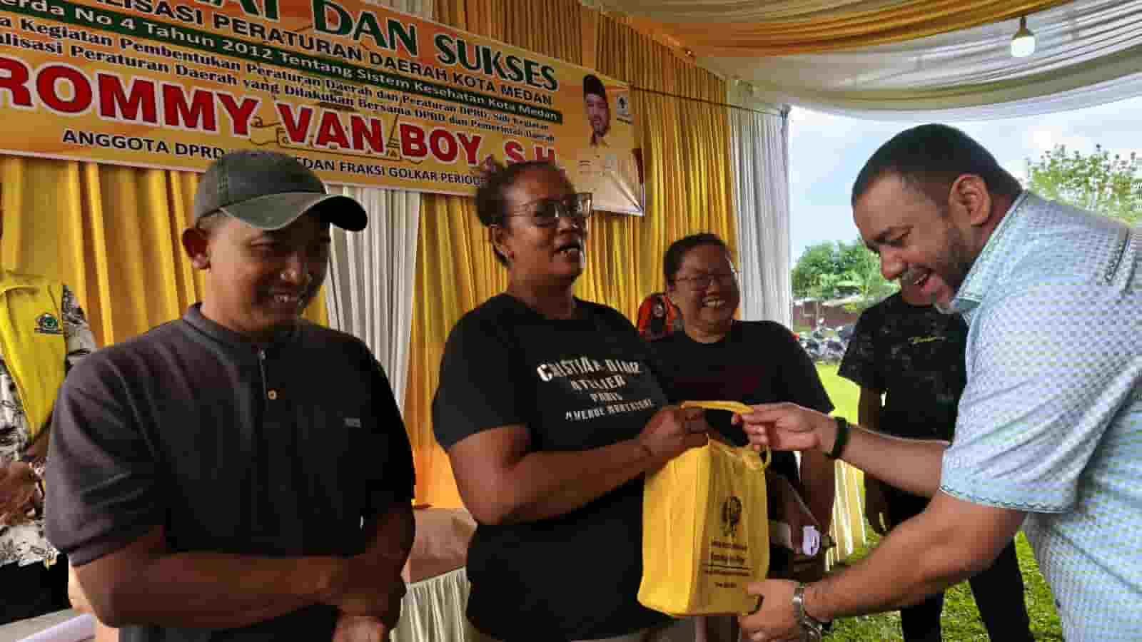 Rommy Van Boy Pastikan Akses Kesehatan Warga Medan