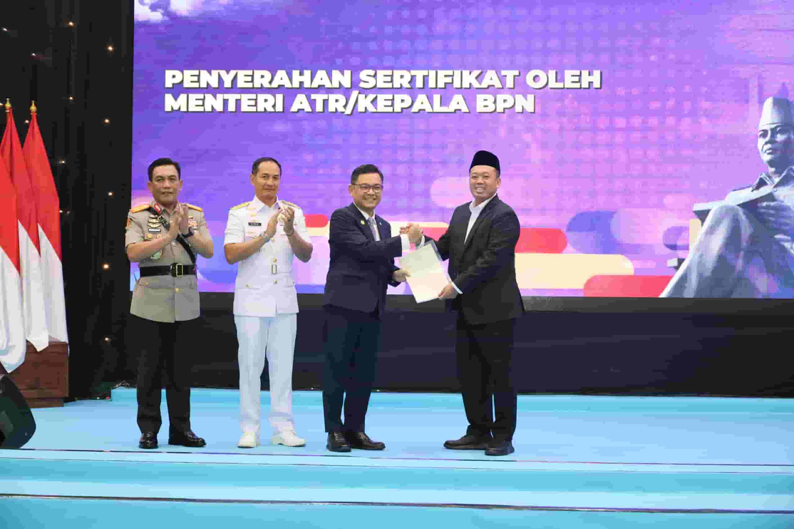Menteri Nusron Serahkan Sertipikat Hak Pakai untuk Lemhannas RI, Perkuat Kepastian Hukum Aset Negara