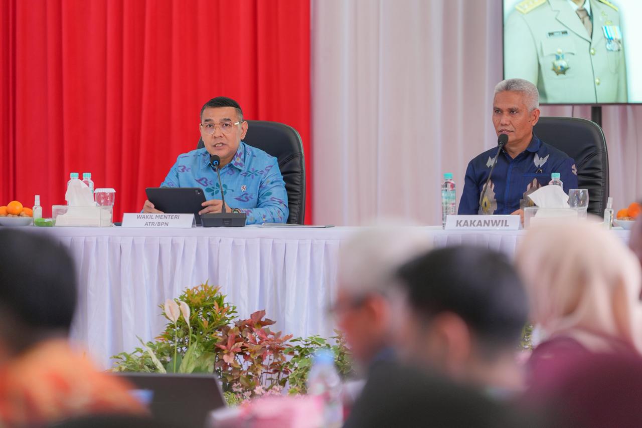 50 Persen Bidang Tanah di Sulteng Sudah Bersertipikat, Wamen Ossy: Bukti Daerah Terus Bertumbuh